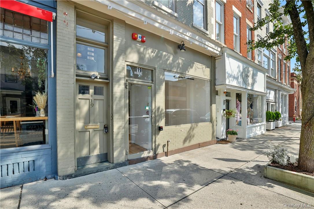 #18 photo, 19 N Broadway, Nyack , NY 10960