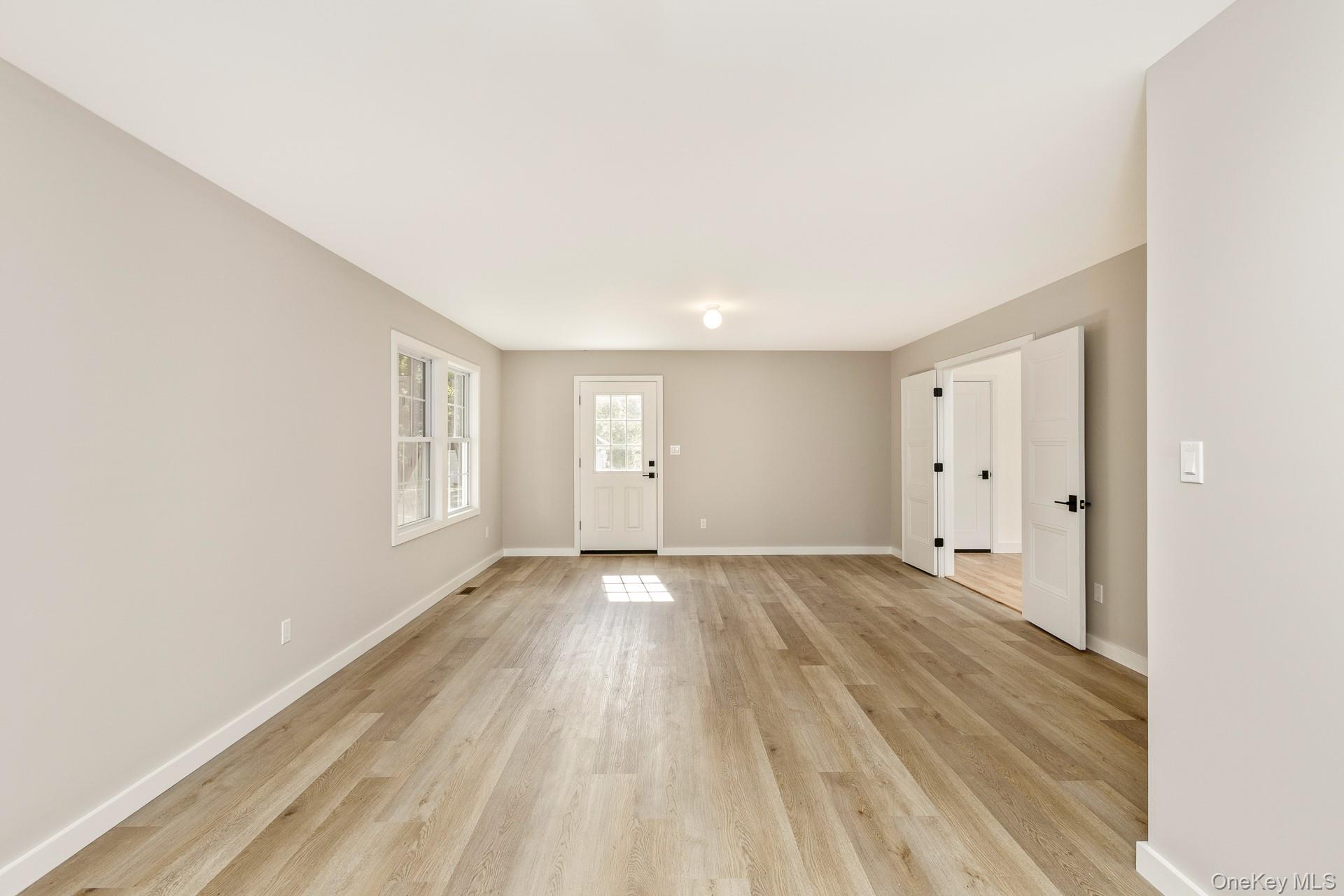 #12 photo, 92 Park Street, Blue Point , NY 11715