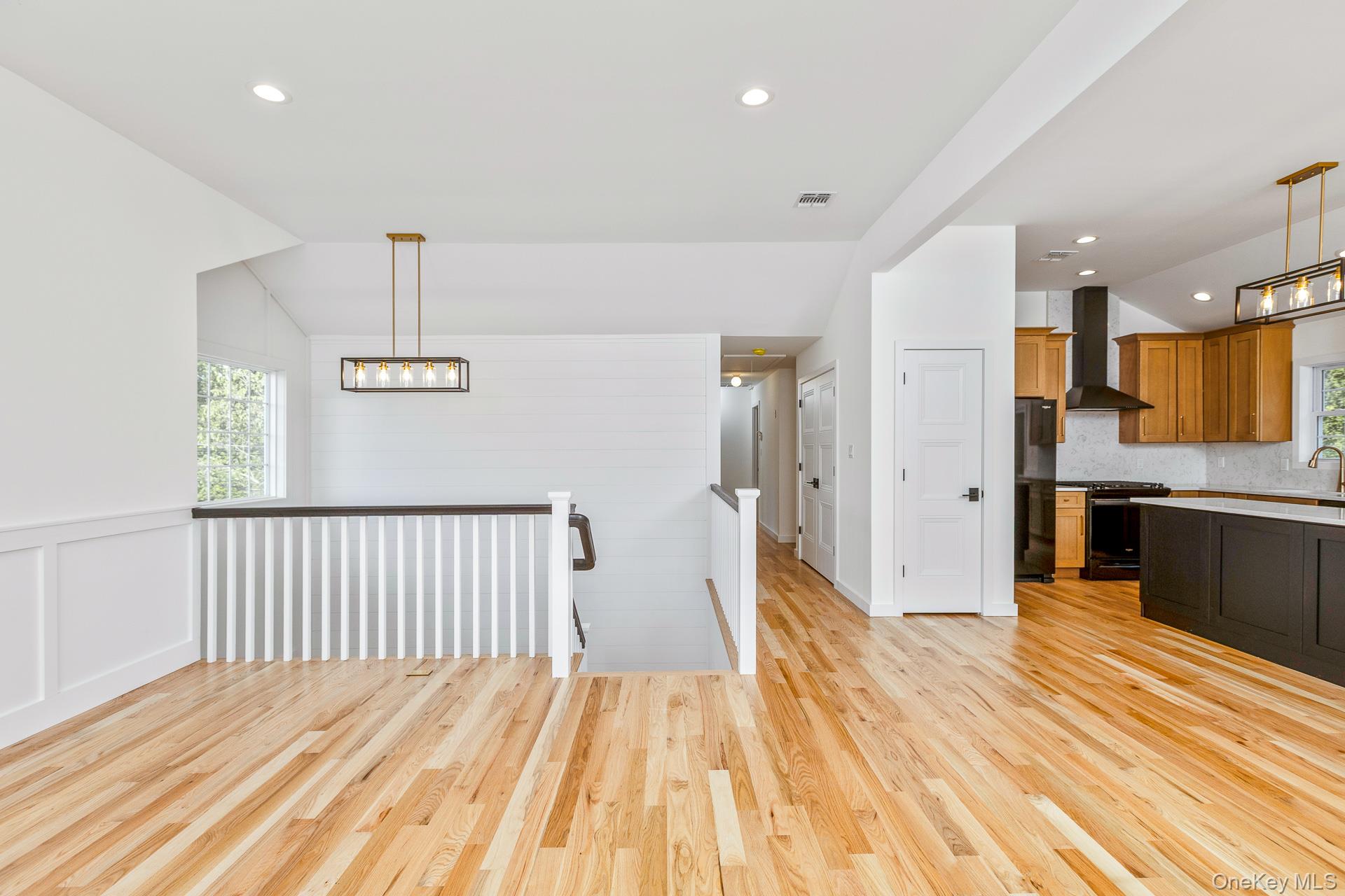 #19 photo, 92 Park Street, Blue Point , NY 11715