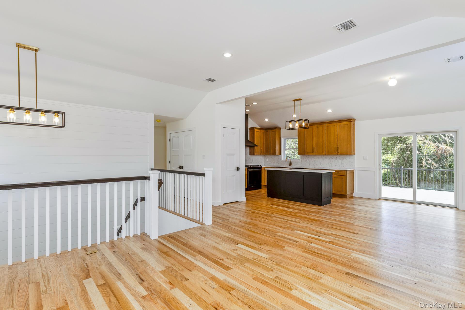 #20 photo, 92 Park Street, Blue Point , NY 11715