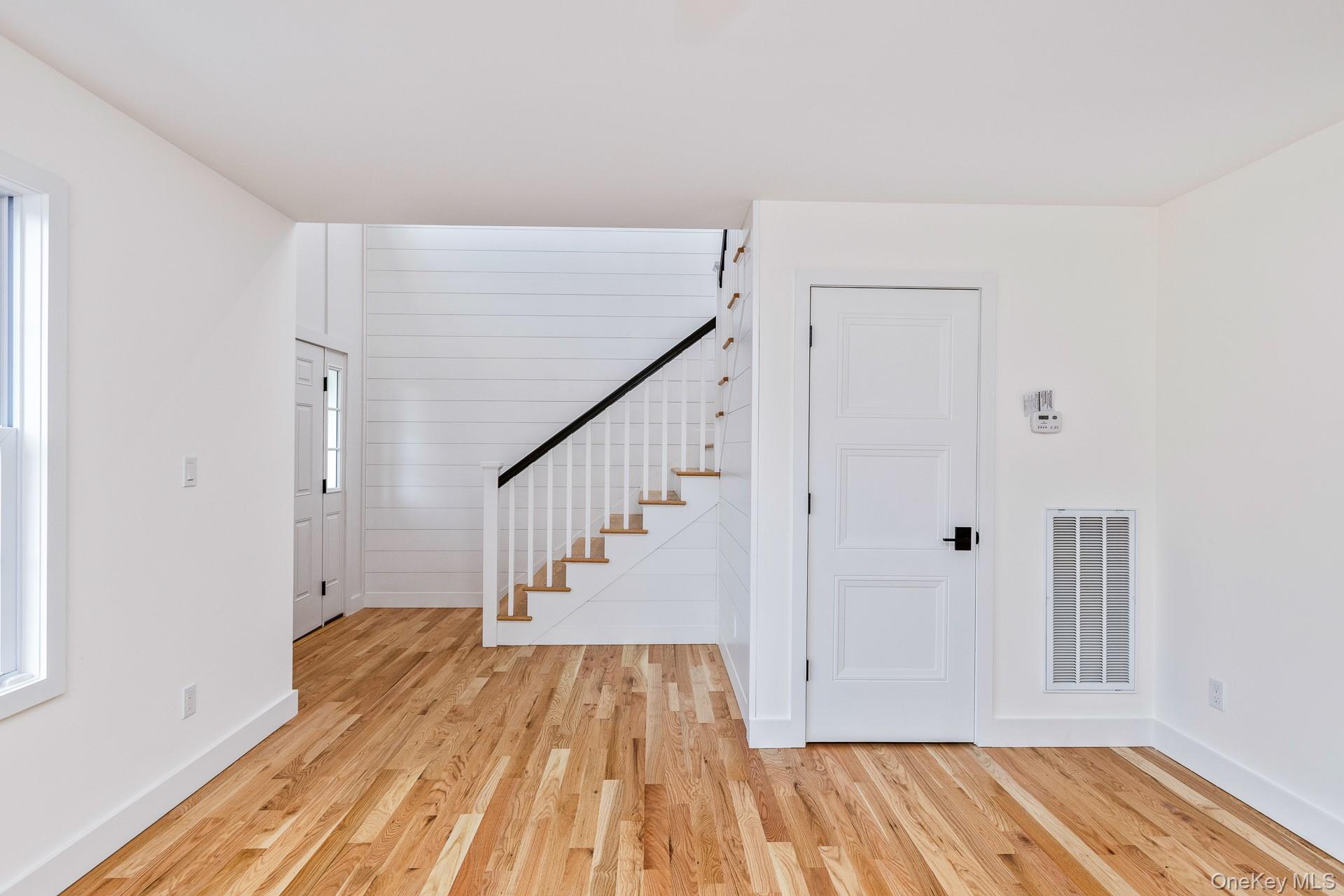 #7 photo, 92 Park Street, Blue Point , NY 11715