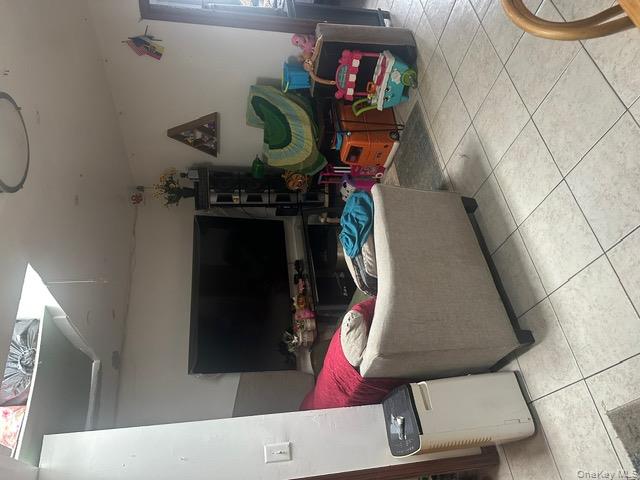 #18 photo, 104-29 Roosevelt, Corona , NY 11368