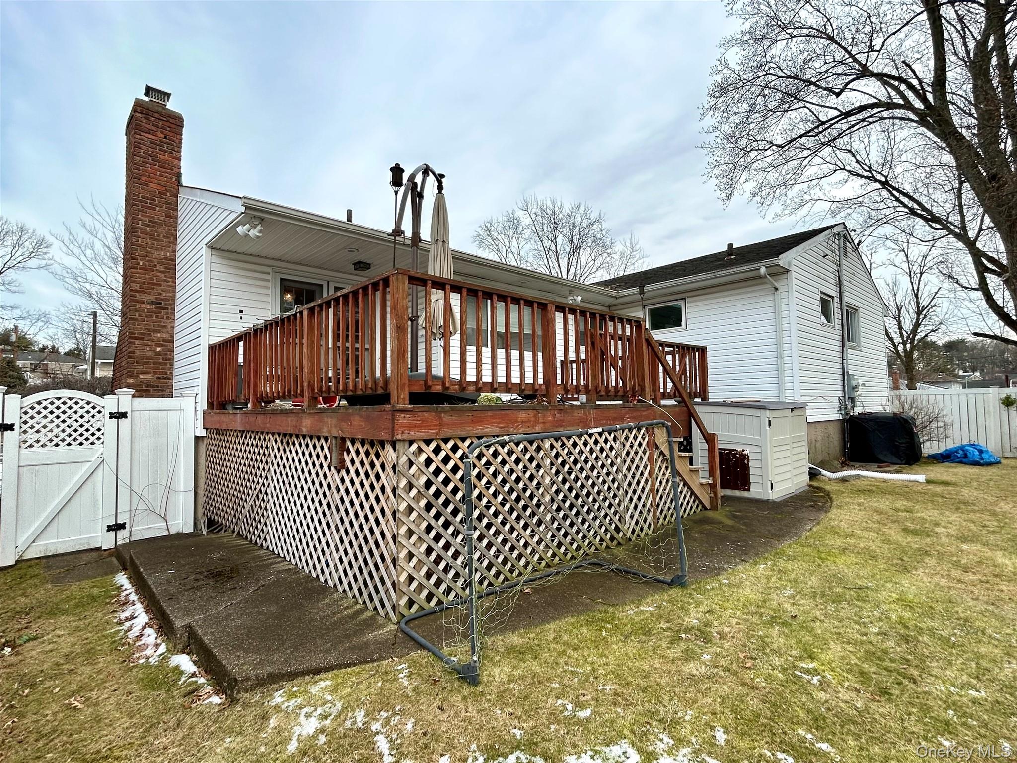 #20 photo, 10 Whitlock Street, ناسو Plainview , NY 11803