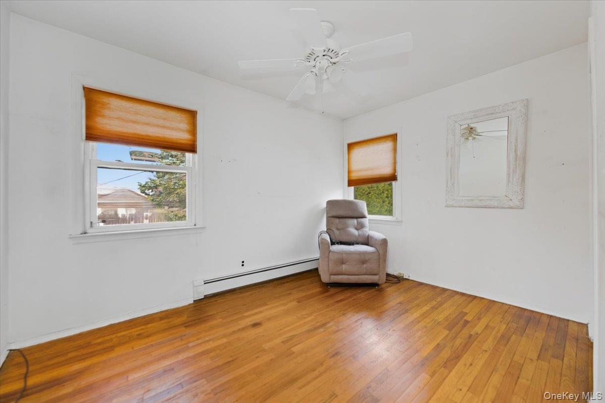 #10 photo, 21 Chestnut Street, Massapequa , NY 11758