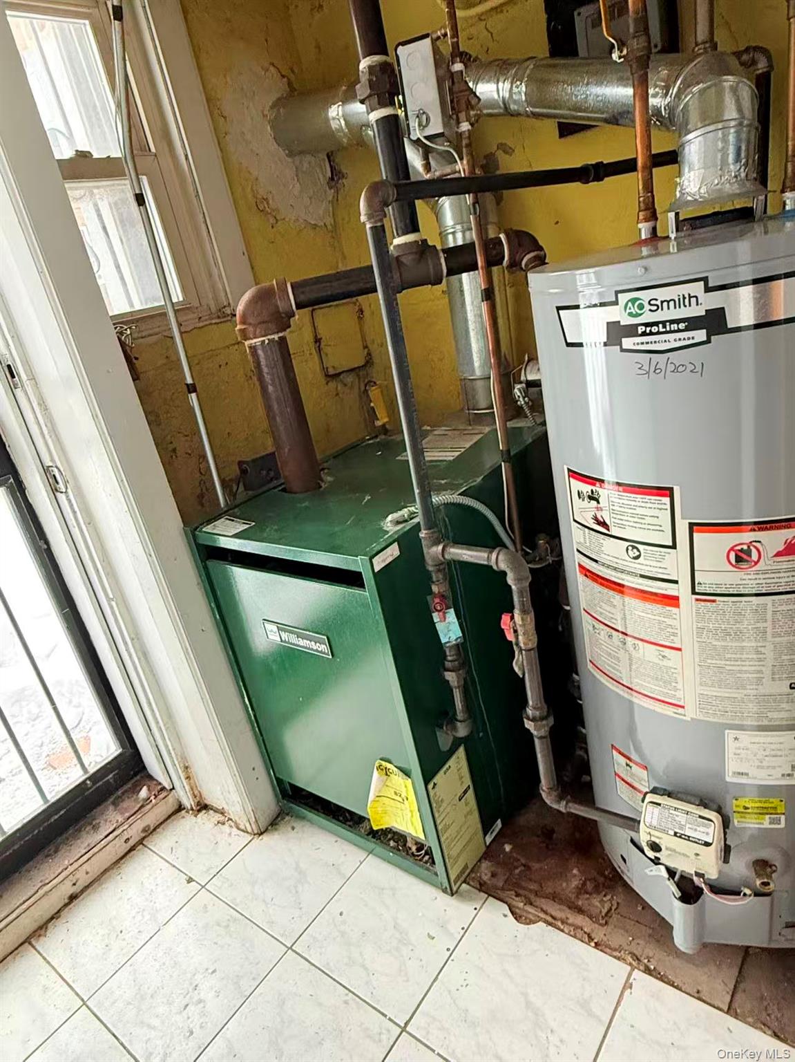 #14 photo, 60-46 83rd Place, Middle Village , NY 11379