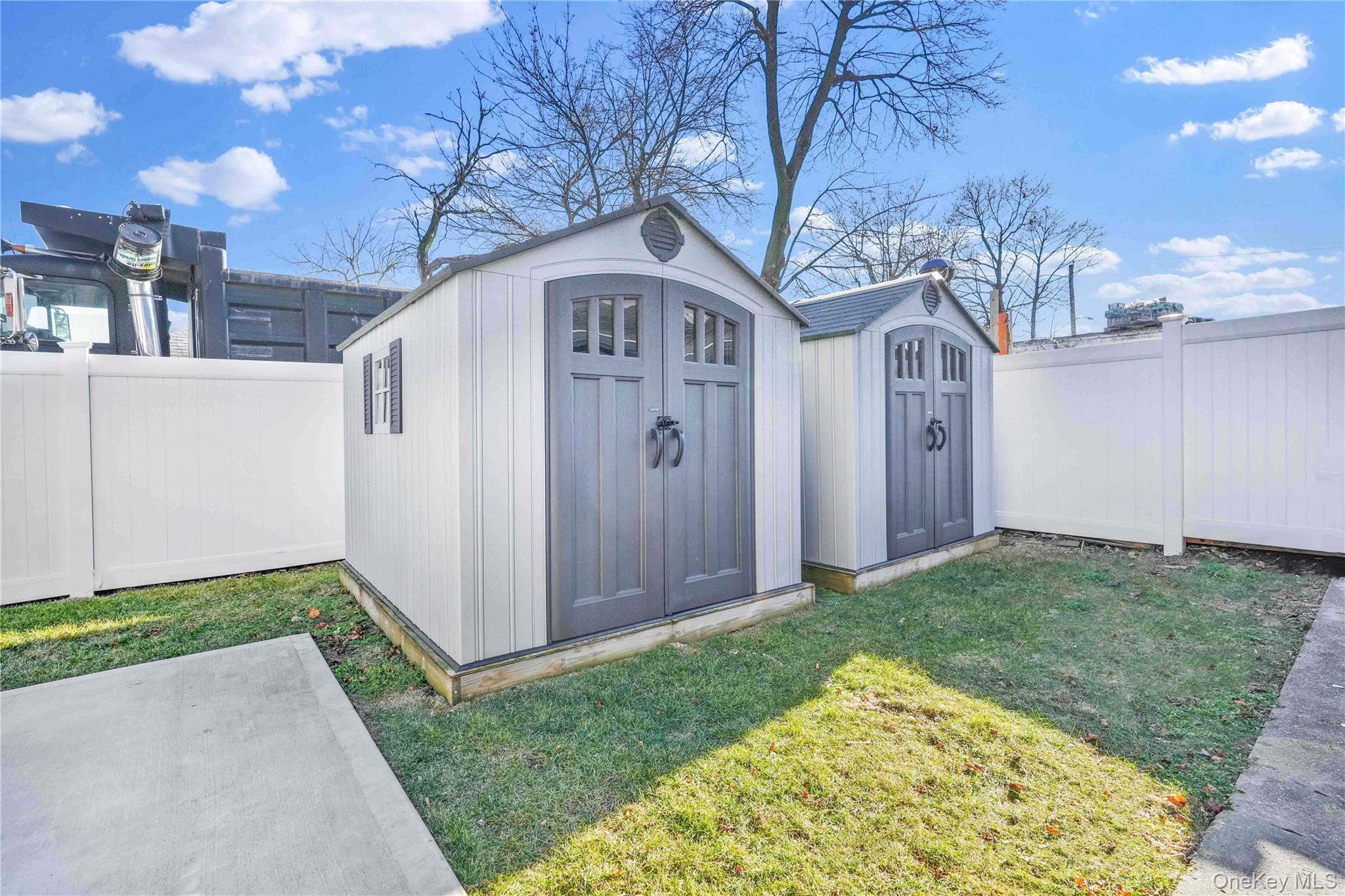 #12 photo, 24 Jefferson Avenue, Roosevelt , NY 11575