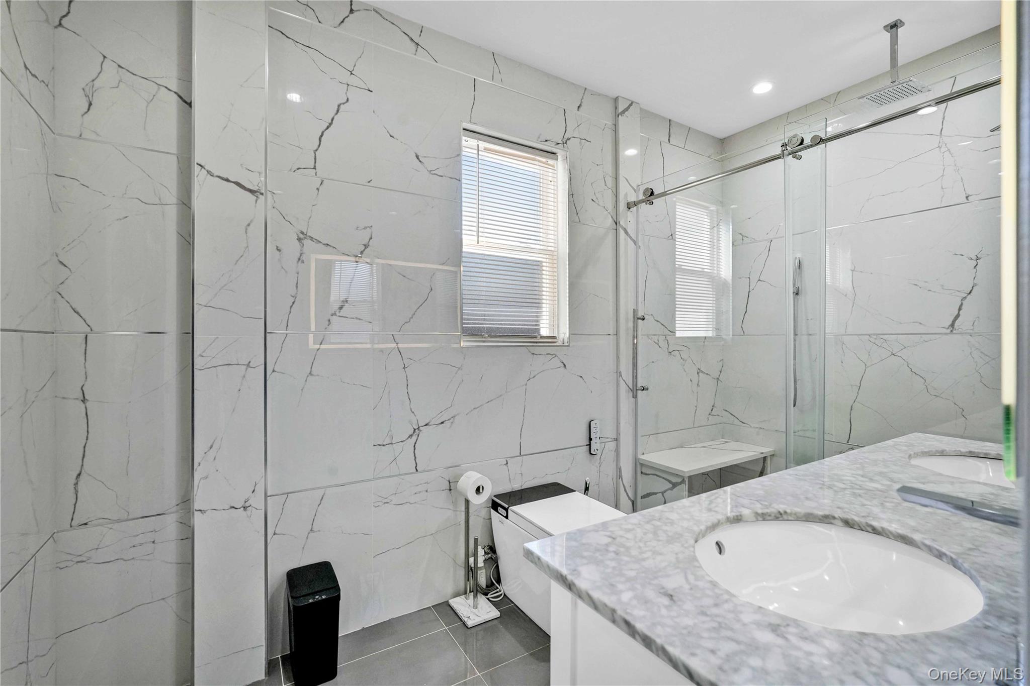 #8 photo, 24 Jefferson Avenue, Roosevelt , NY 11575