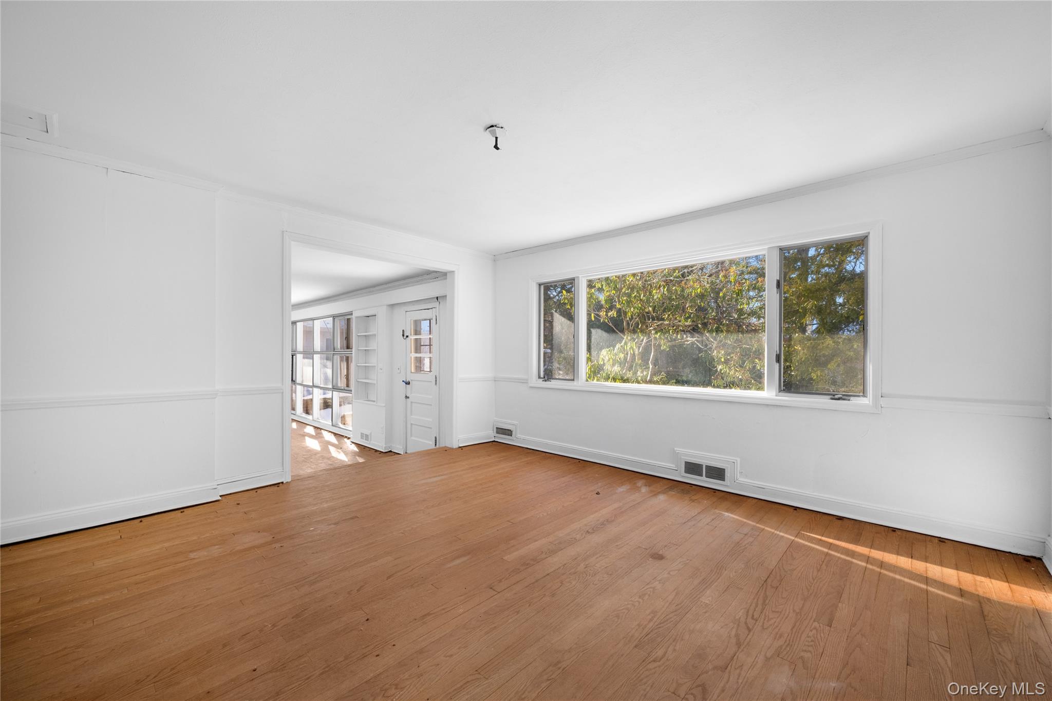 #7 photo, 66 Deepdale Drive, Great Neck , NY 11021