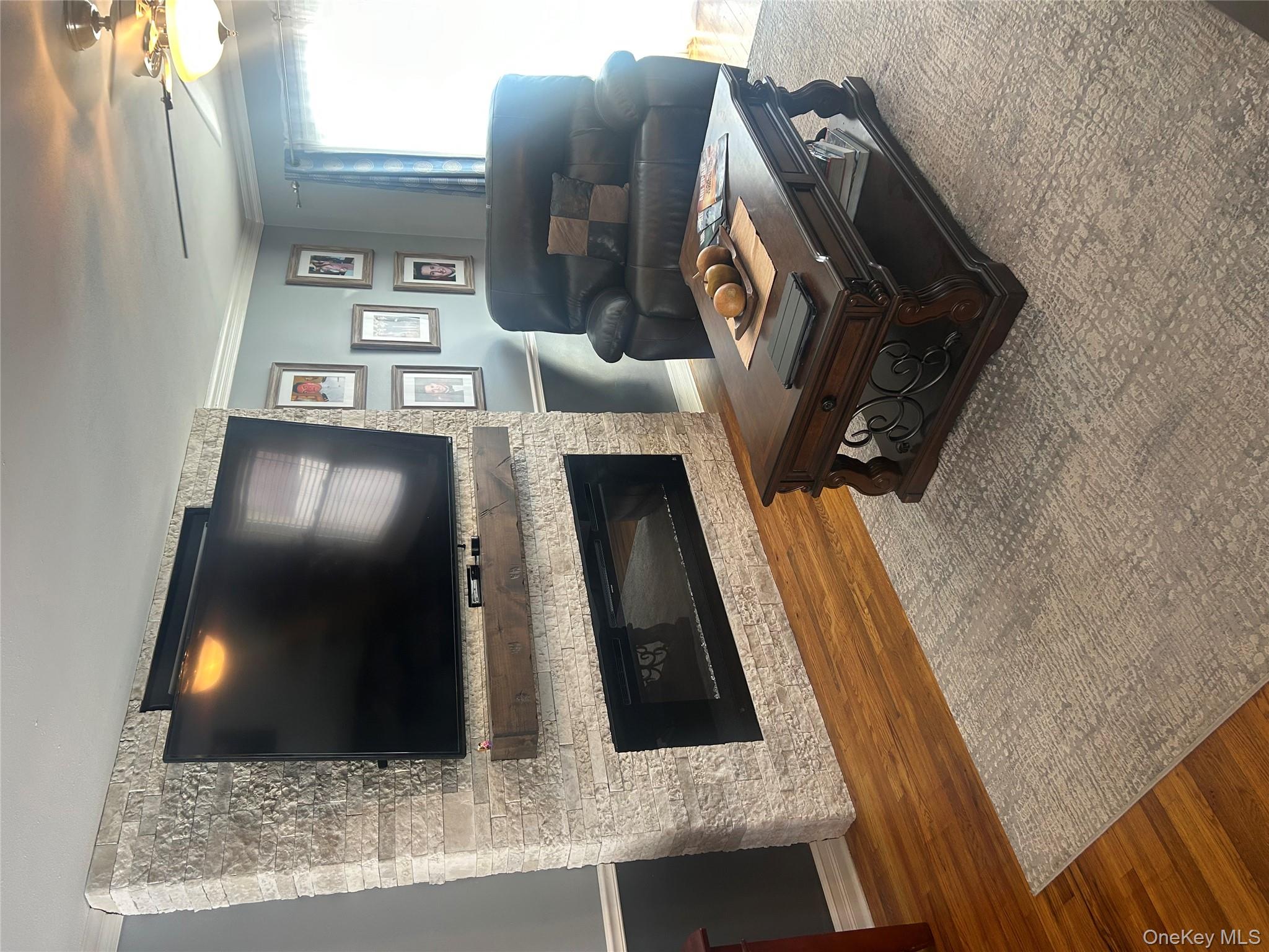 #2 photo, 3110 Wilshire Lane, מחוז סאפוק Oakdale , NY 11769