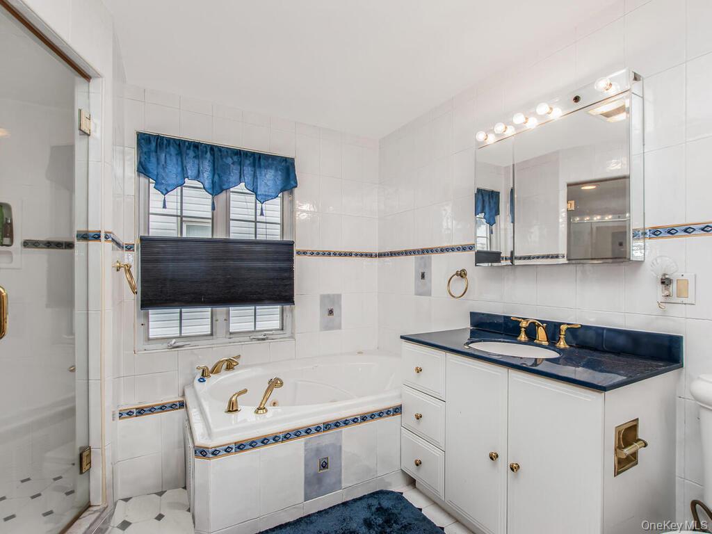 #12 photo, 94-73 219th Street, Queens Village , NY 11428