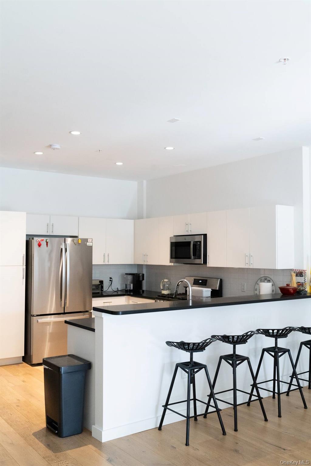 #10 photo, 249 Main Street, Beacon , NY 12508