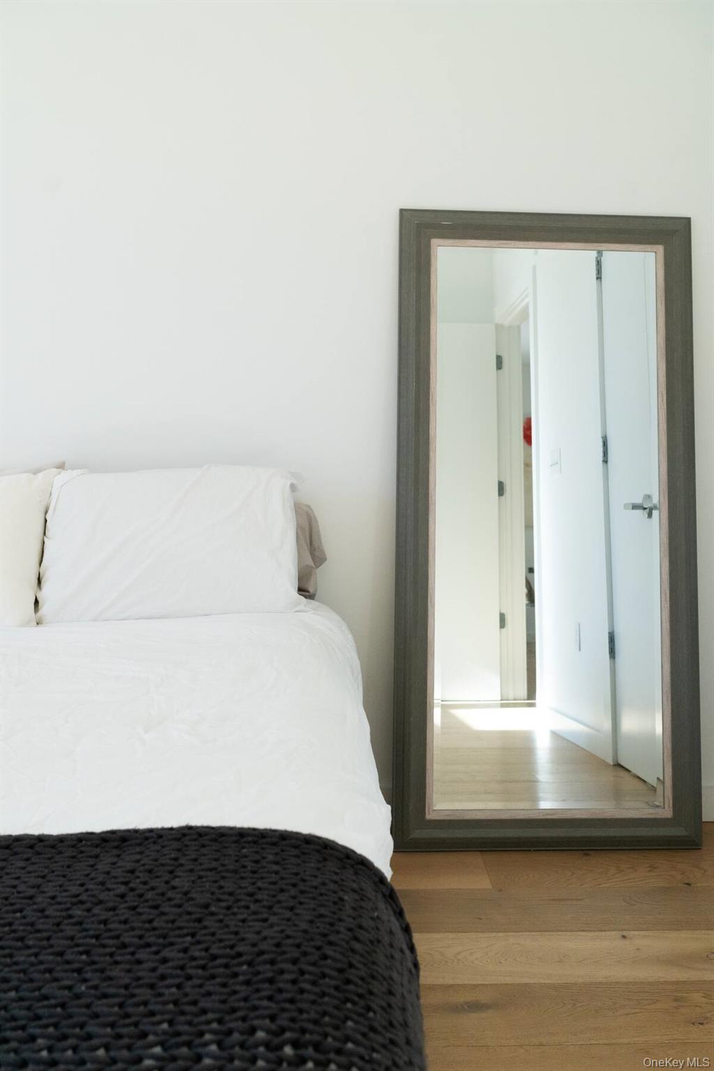 #12 photo, 249 Main Street, Beacon , NY 12508