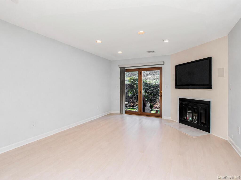 #5 photo, 8 Davids Lane, Ossining , NY 10562