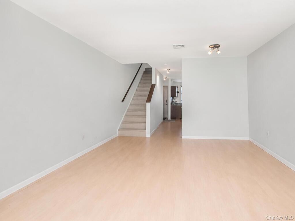 #7 photo, 8 Davids Lane, Ossining , NY 10562