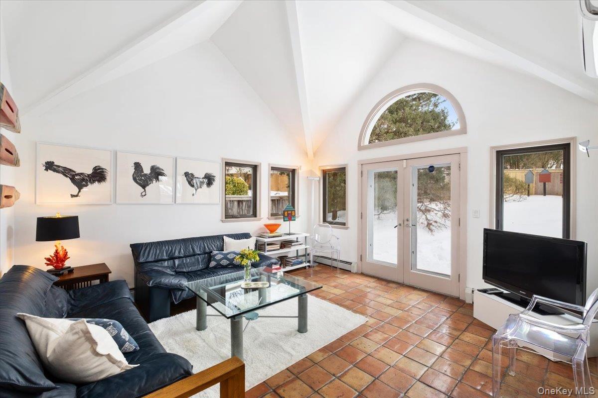 #15 photo, 36 Stoneyside Drive, Larchmont , NY 10538