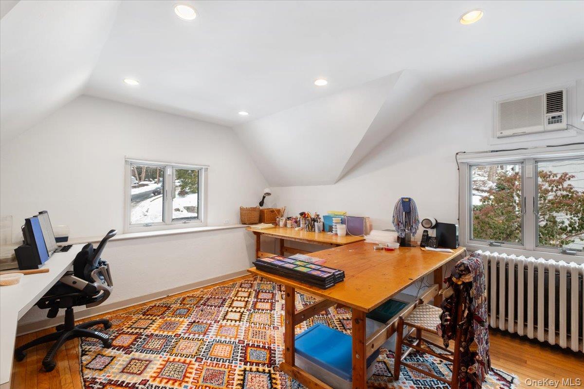 #17 photo, 36 Stoneyside Drive, Larchmont , NY 10538