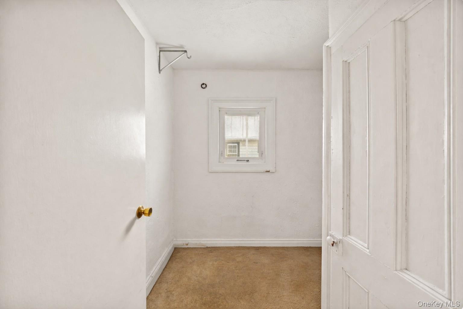 #15 photo, 19 W Maple Avenue, Suffern , NY 10901