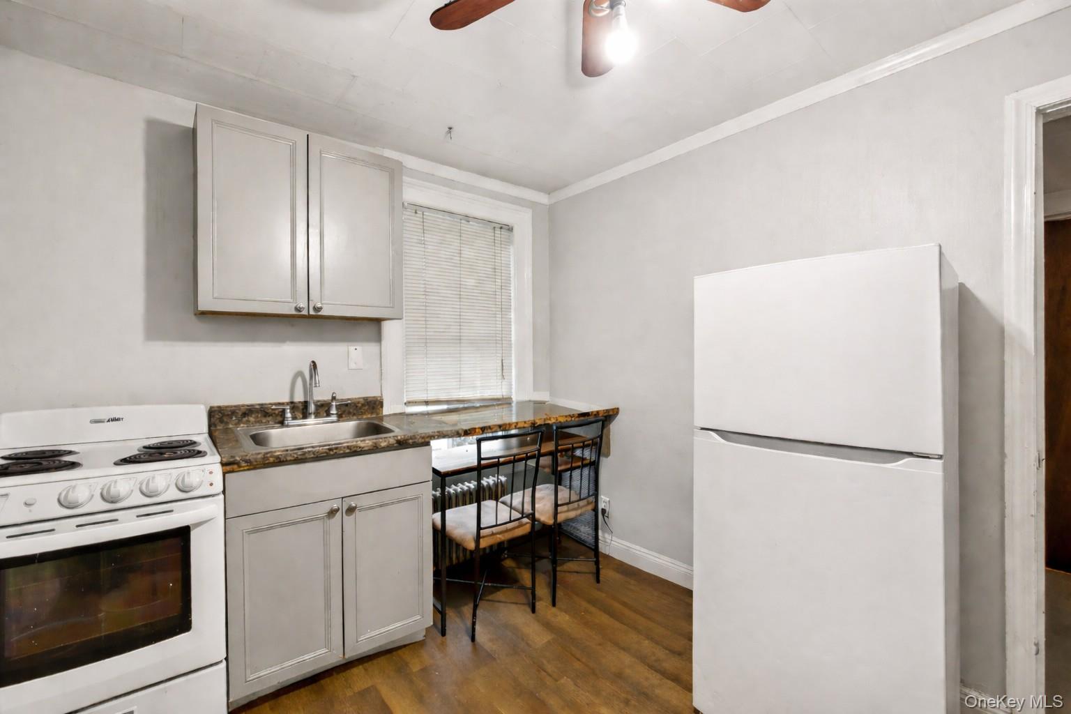 #17 photo, 19 W Maple Avenue, Suffern , NY 10901