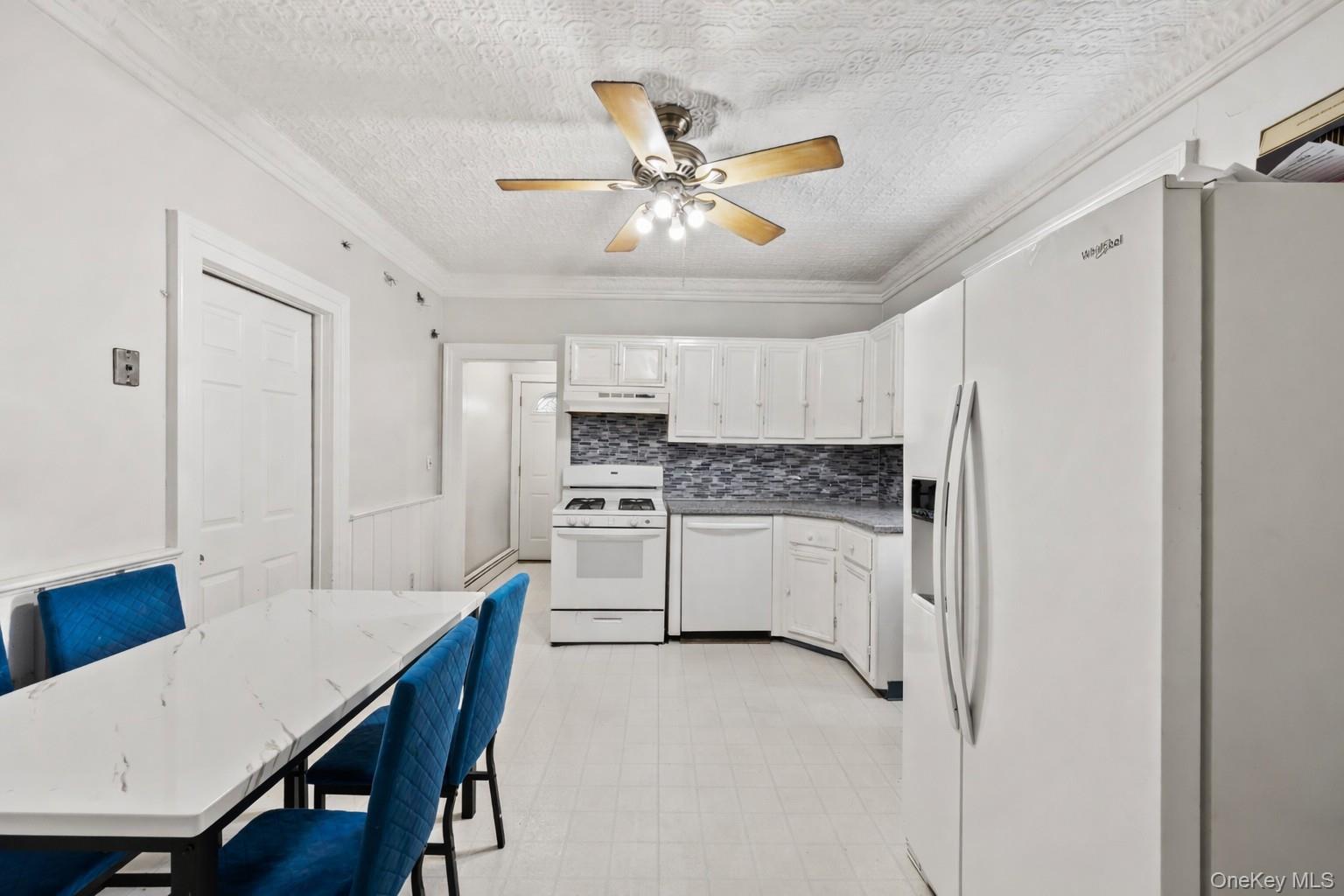 #7 photo, 19 W Maple Avenue, Suffern , NY 10901