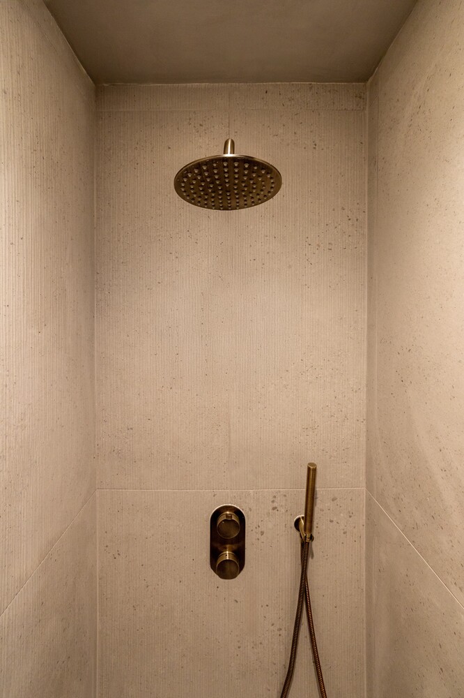 #18 photo, 79 S 2ND Street, Williamsburg , NY 11249