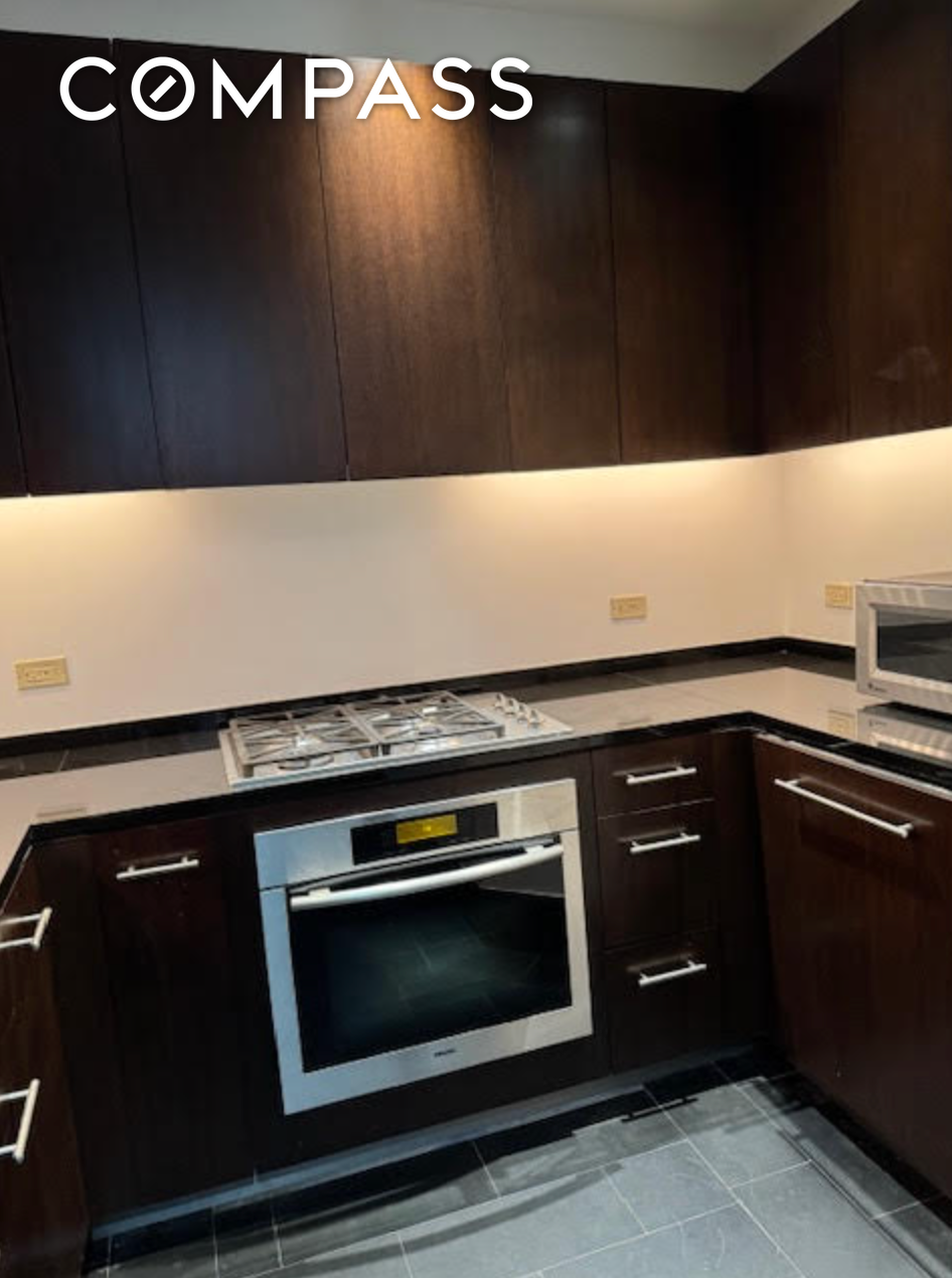 #4 photo, 40 Broad Street, Financial District , NY 10004