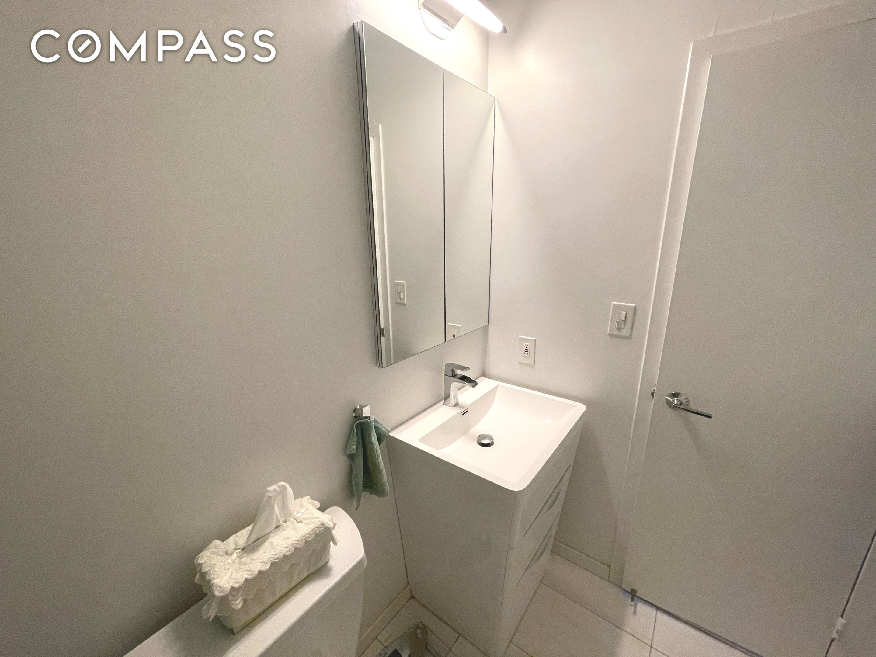 #14 photo, 25-40 Shore Boulevard, Astoria , NY 11102