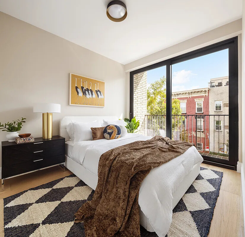 #11 photo, 215 CALYER Street, Greenpoint , NY 11222