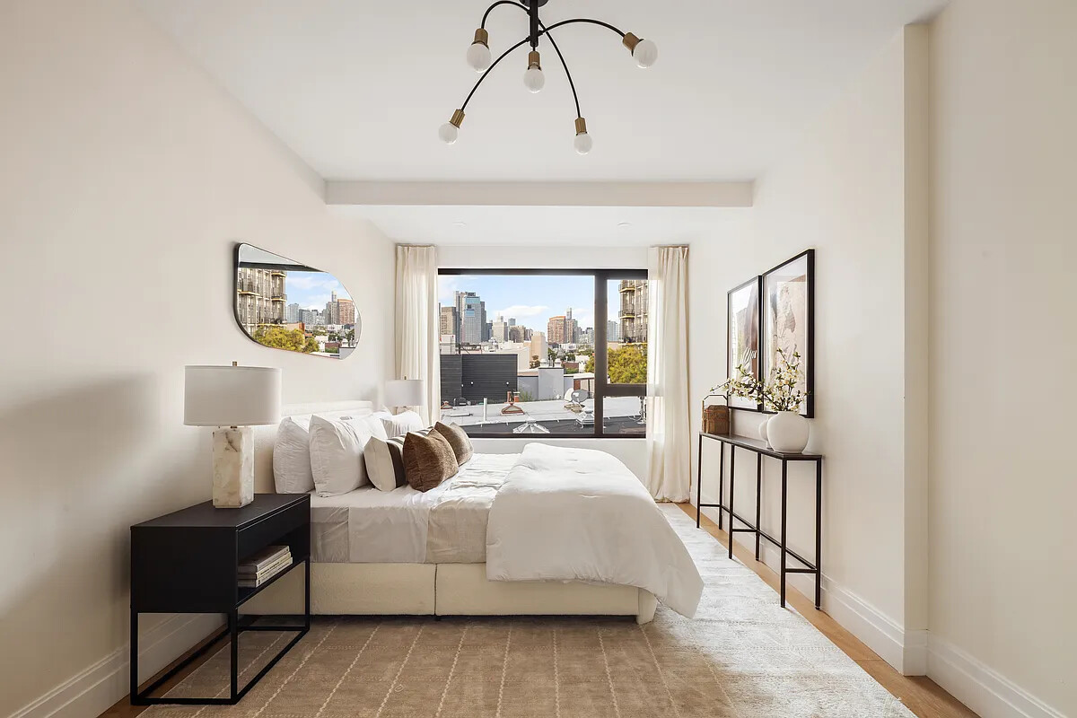 #7 photo, 215 CALYER Street, Greenpoint , NY 11222