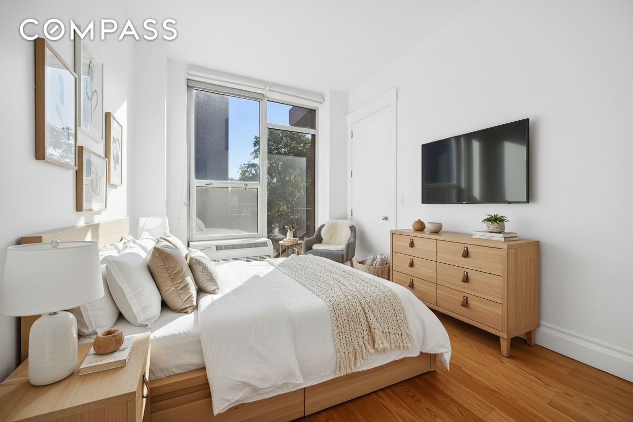 #4 photo, Brooklyn, Williamsburg , NY 11211