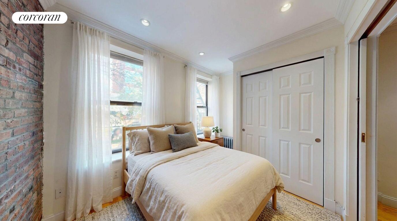 #2 photo, 610 E 9TH Street, Манхэттен ‖ East Village , NY 10009