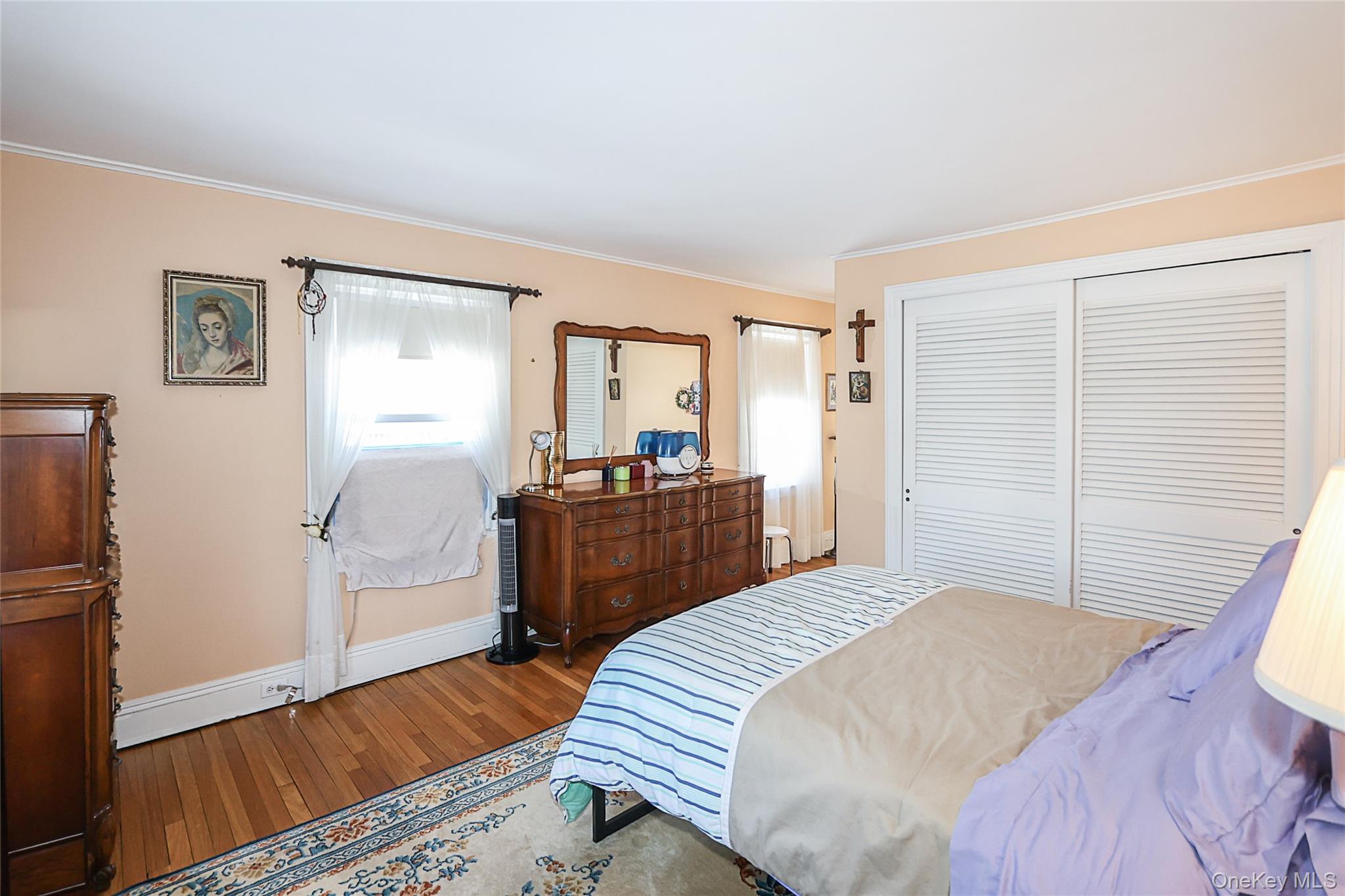 #19 photo, 71 Beechwood Avenue, Manhasset , NY 11030