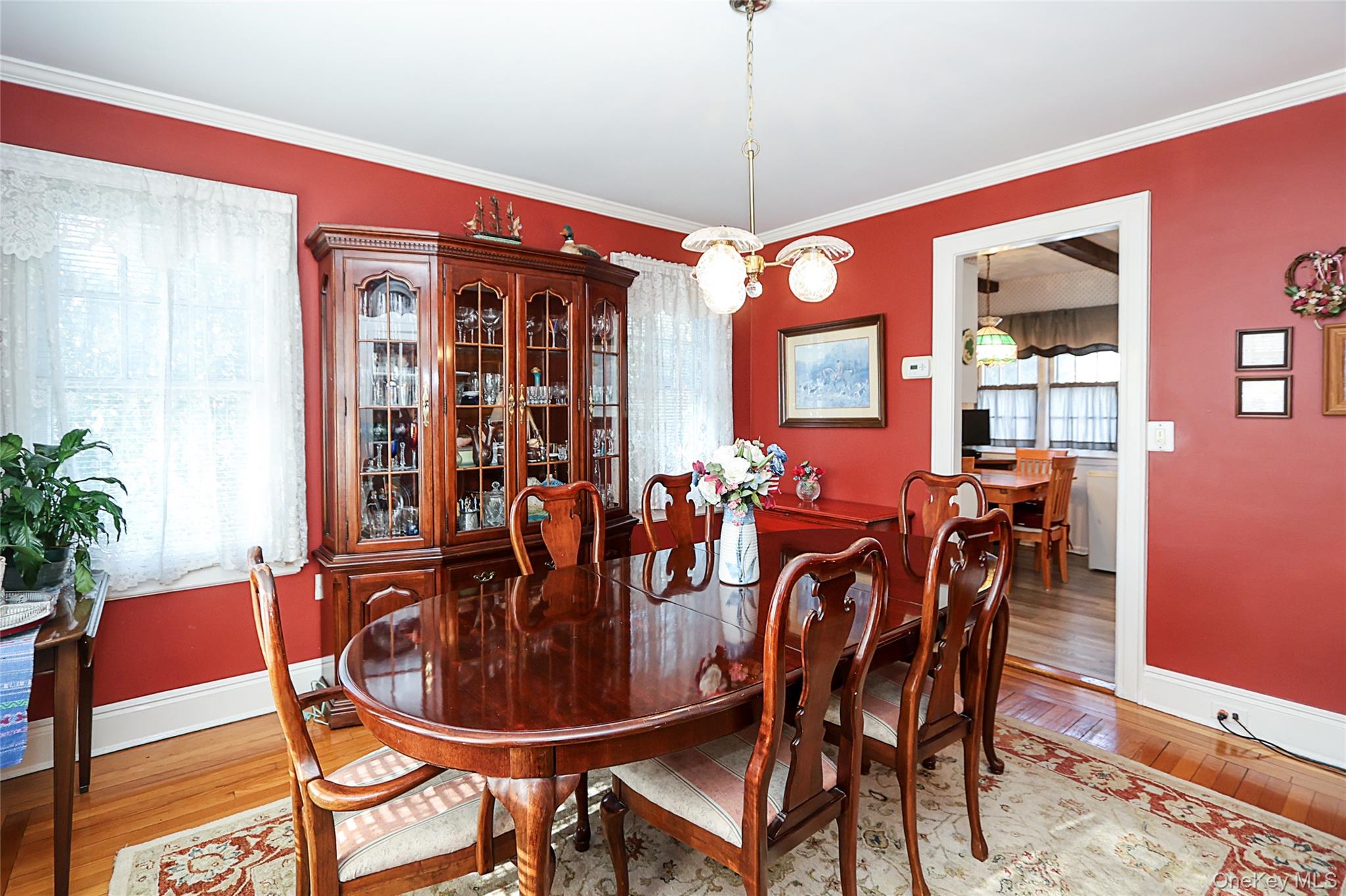 #9 photo, 71 Beechwood Avenue, Manhasset , NY 11030