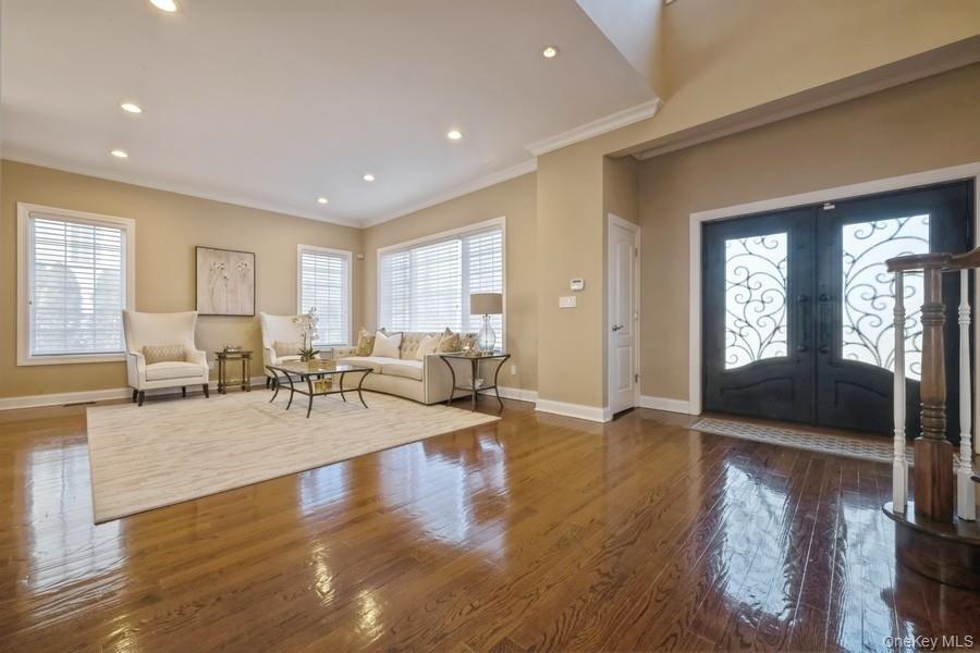 #4 photo, 26 The Hemlocks, Roslyn Estates , NY 11576