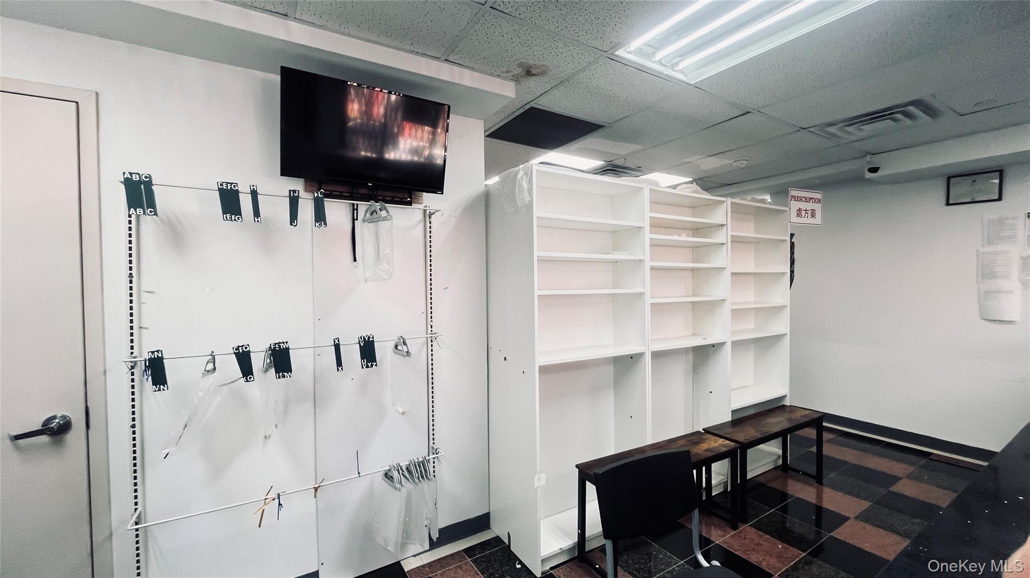 #3 photo, 136-46 41st Avenue, Flushing , NY 11355