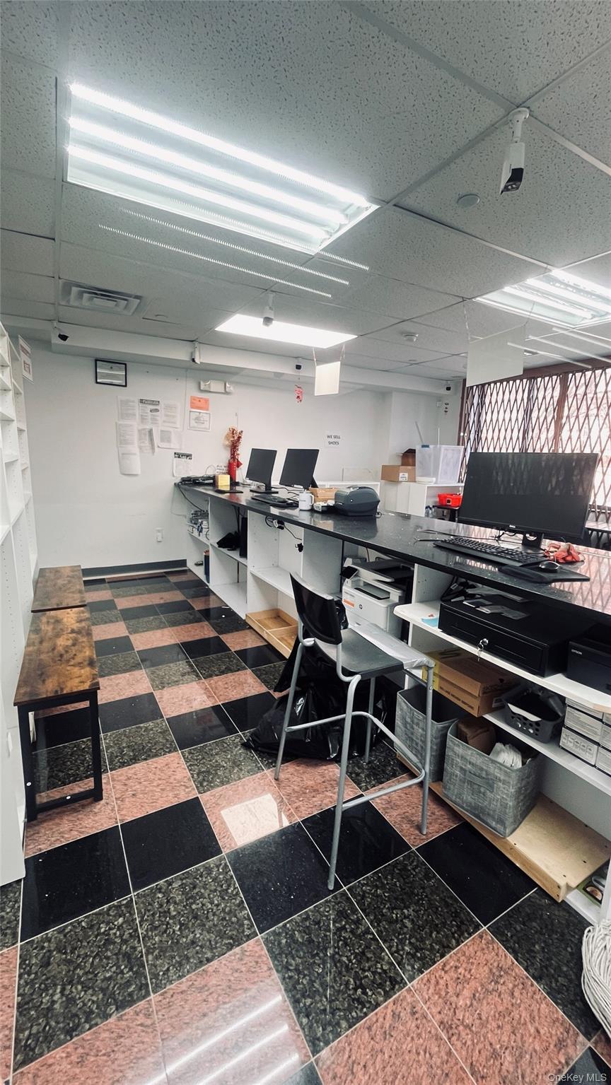 #4 photo, 136-46 41st Avenue, Flushing , NY 11355