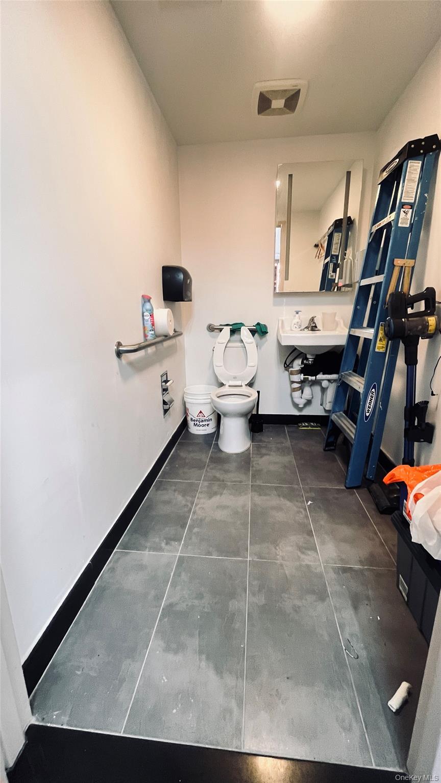 #6 photo, 136-46 41st Avenue, Flushing , NY 11355