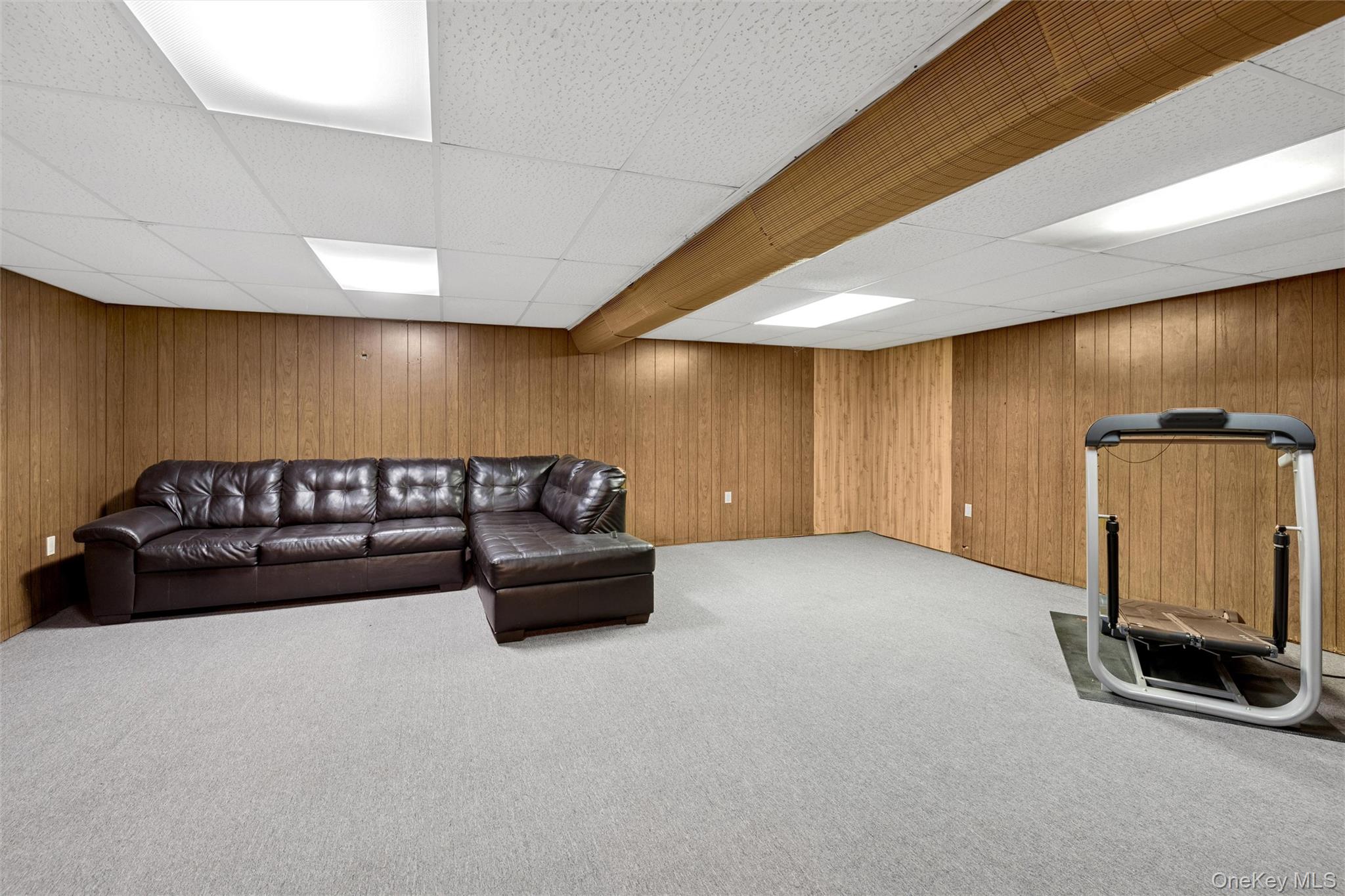 #19 photo, 50 Laurelton Avenue, Selden , NY 11784