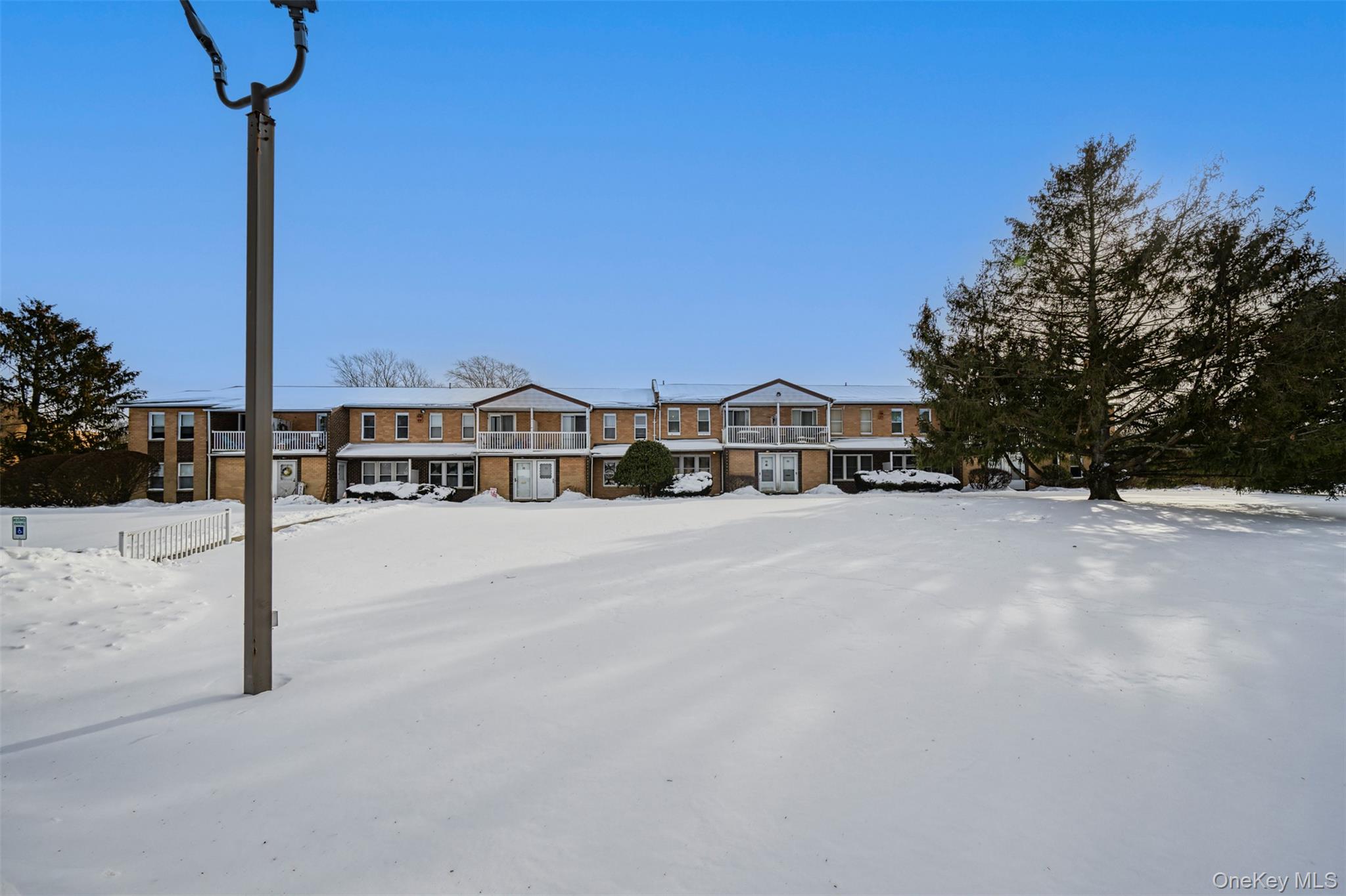 #3 photo, 96 Artist Lake Drive, Middle Island , NY 11953