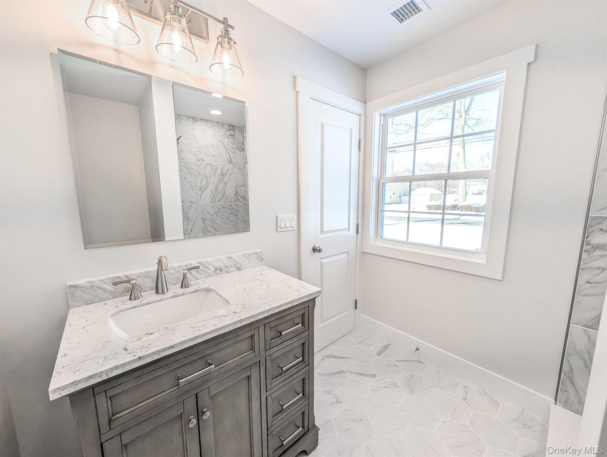 #17 photo, 36 Brian Street, Holbrook , NY 11741