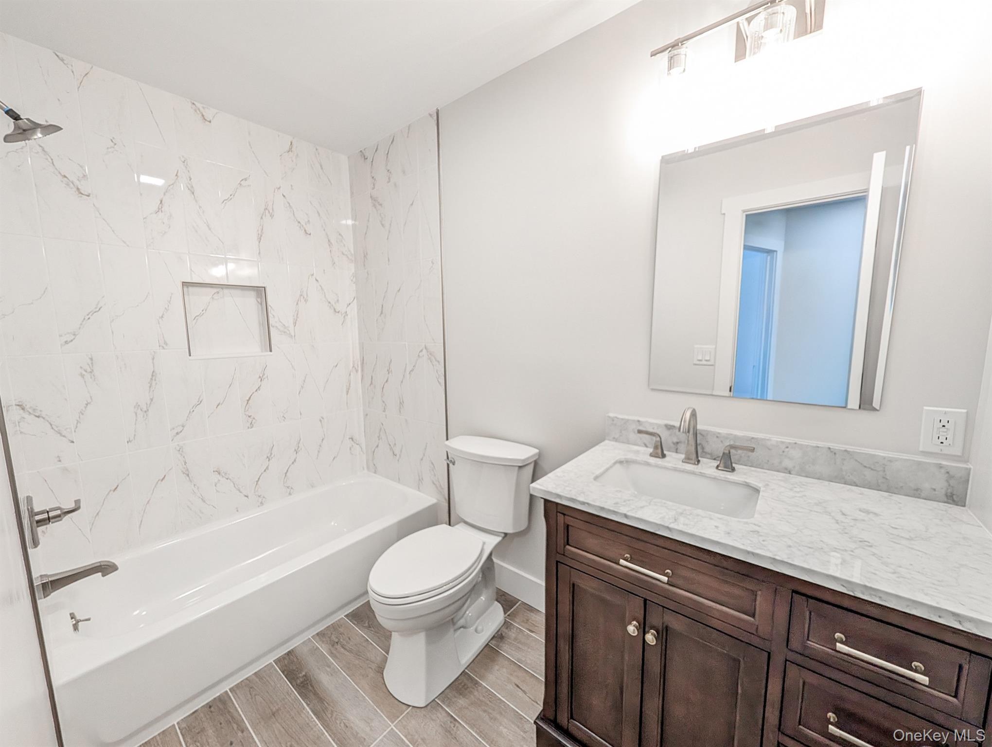 #18 photo, 36 Brian Street, Holbrook , NY 11741