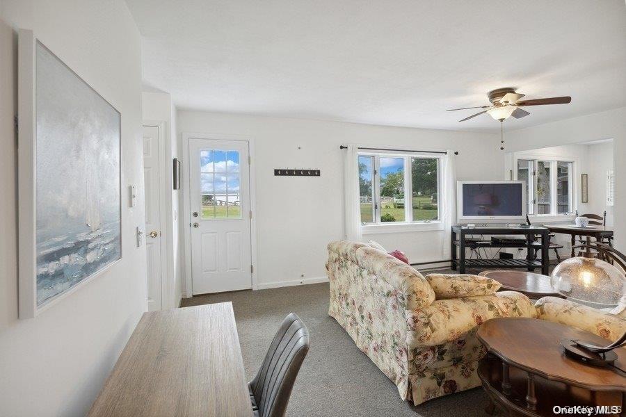 #11 photo, 5 Leafy Way, Aquebogue , NY 11931