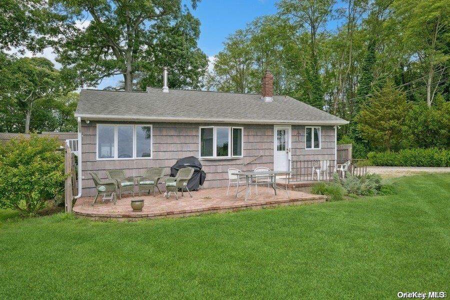 #6 photo, 5 Leafy Way, Aquebogue , NY 11931