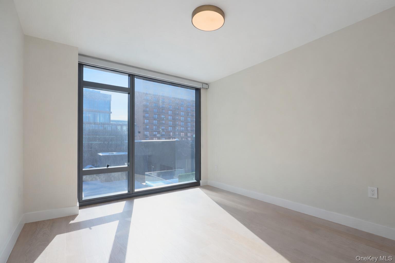 #11 photo, 38-20 Parsons Boulevard, Flushing , NY 11354