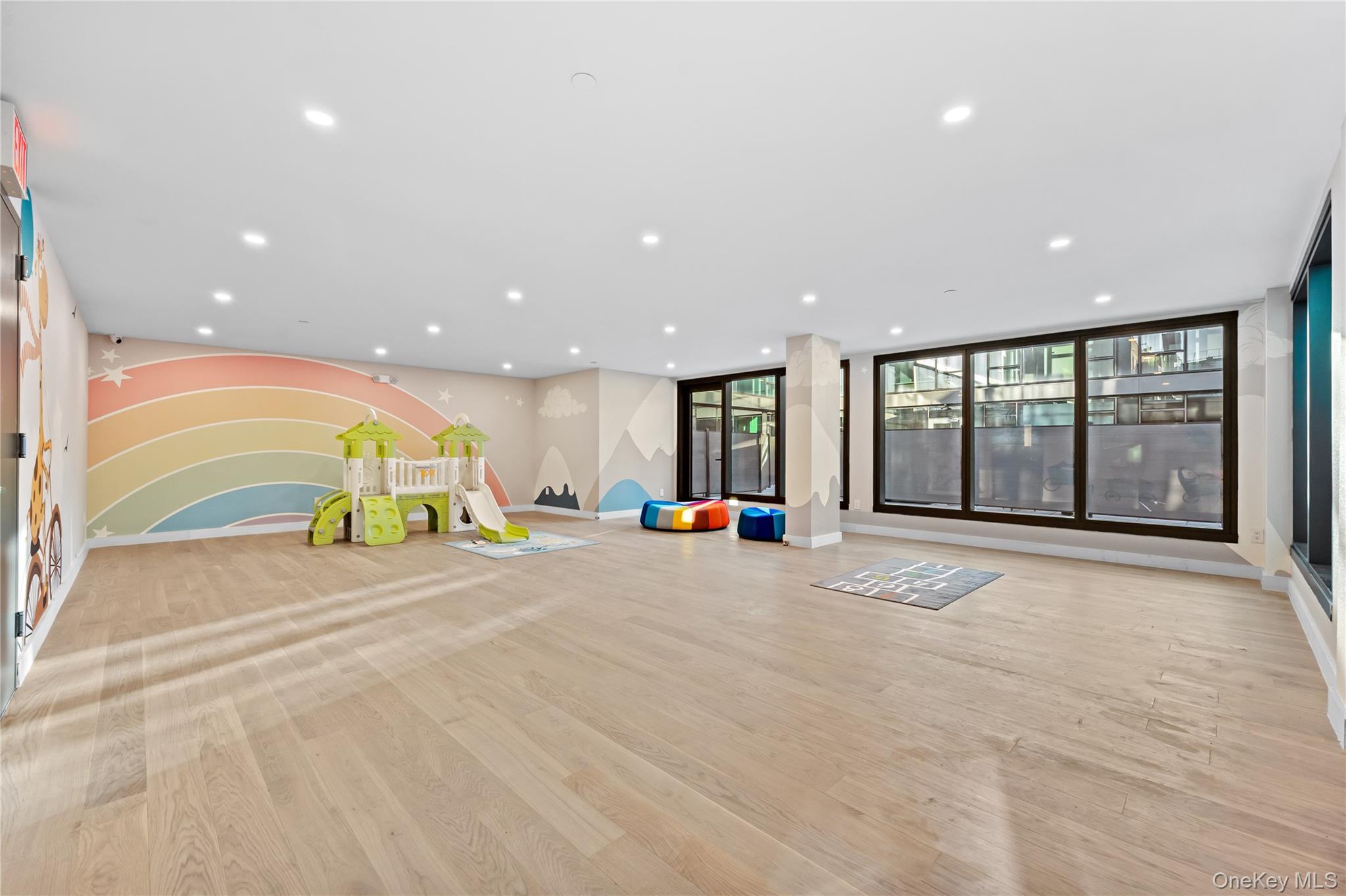 #12 photo, 38-20 Parsons Boulevard, Flushing , NY 11354