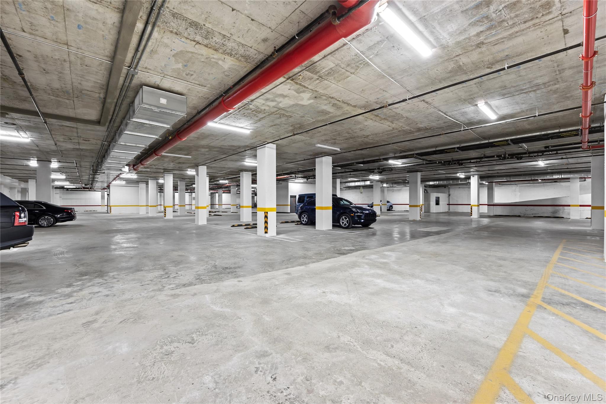 #16 photo, 38-20 Parsons Boulevard, Flushing , NY 11354