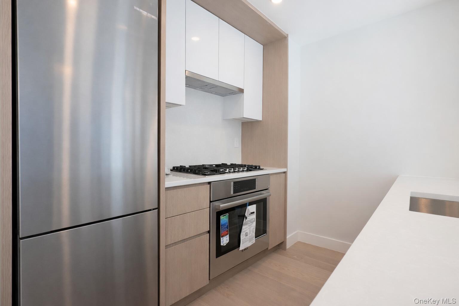 #5 photo, 38-20 Parsons Boulevard, Flushing , NY 11354