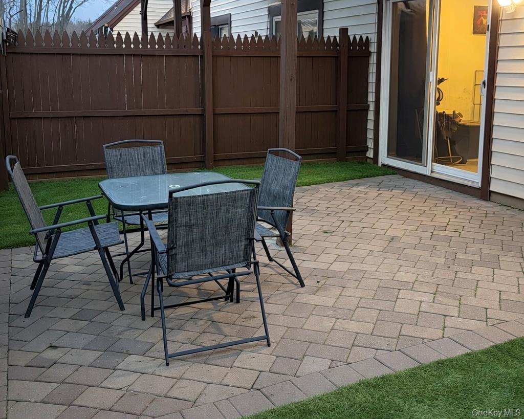 #11 photo, 83 Gauguin Court, Middle Island , NY 11953