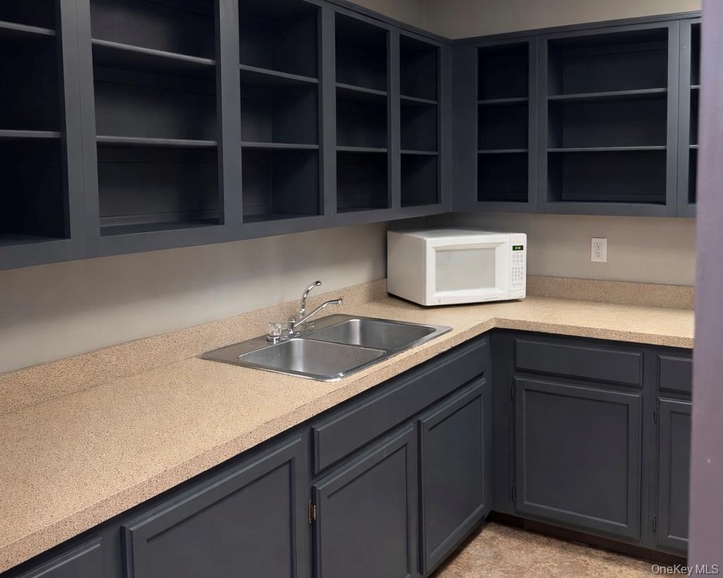 #19 photo, 83 Gauguin Court, Middle Island , NY 11953