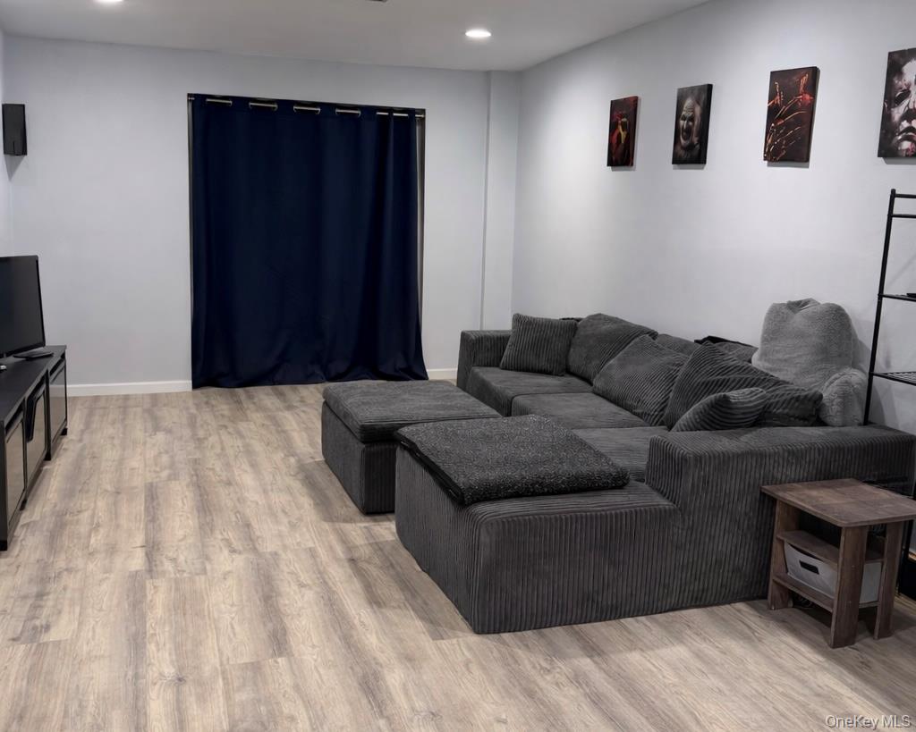 #5 photo, 83 Gauguin Court, Middle Island , NY 11953