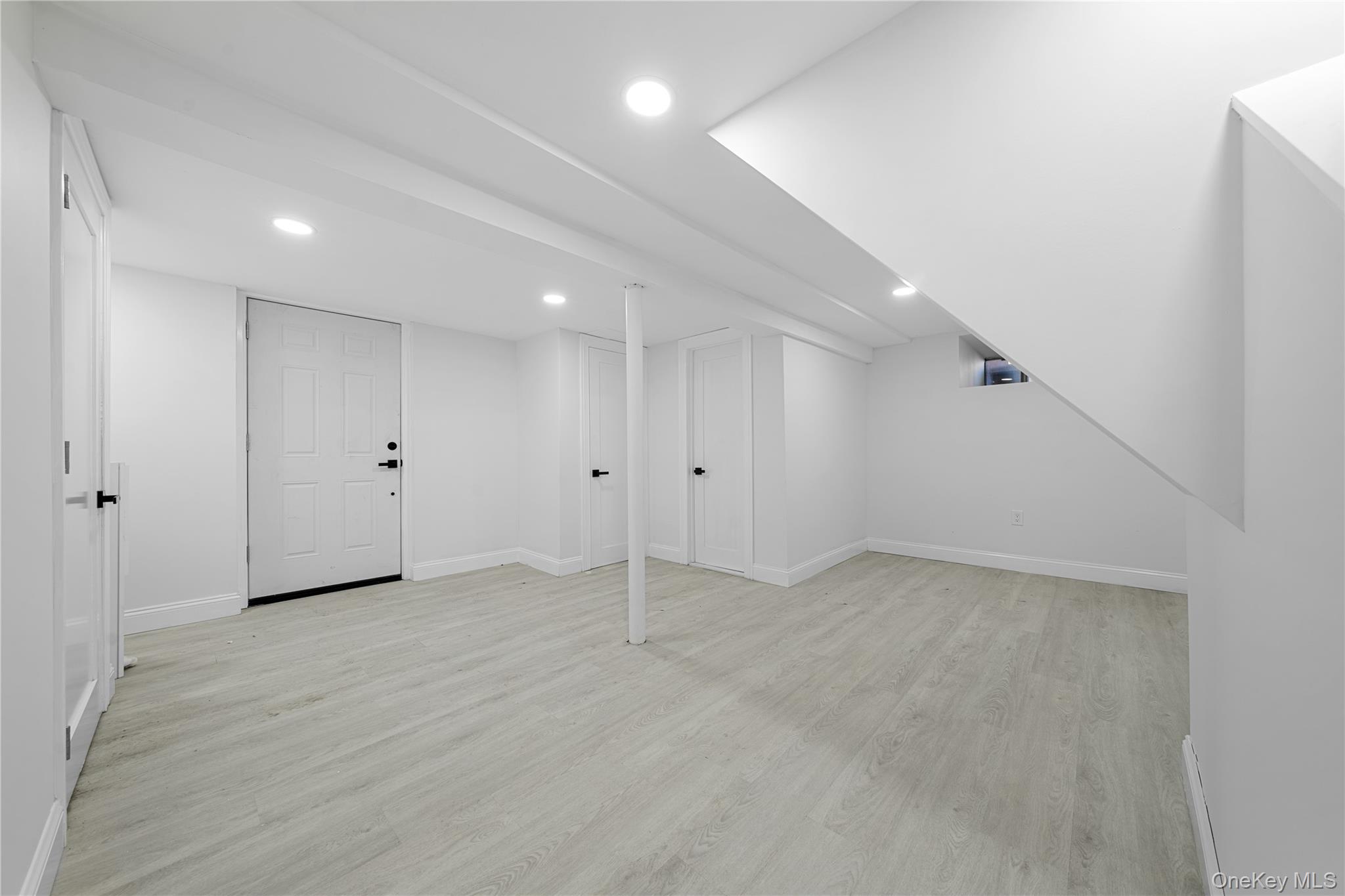 #9 photo, 92 Washington Avenue, Deer Park , NY 11729